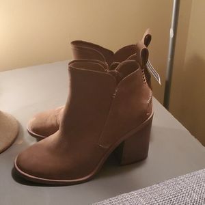 Women's booties